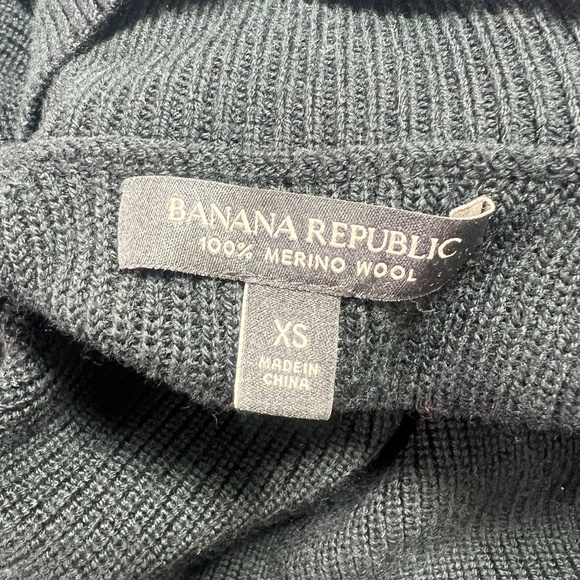 Banana Republic 100% Merino Wool dress - Picture 10 of 10